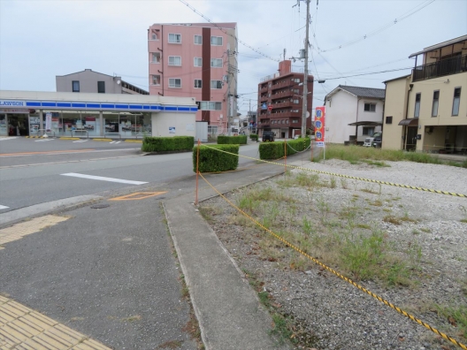 三田本町　県道141号沿い　事業用　貸土地