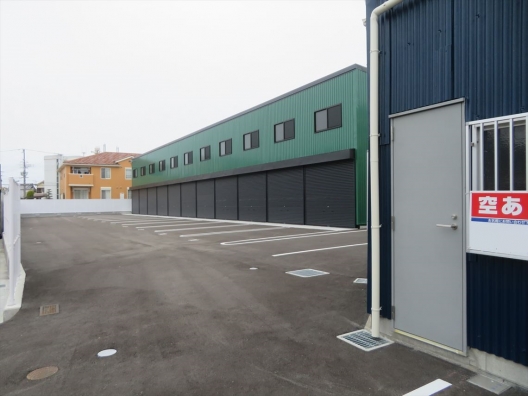 西明石　11坪　ガレージオフィス・倉庫・作業場