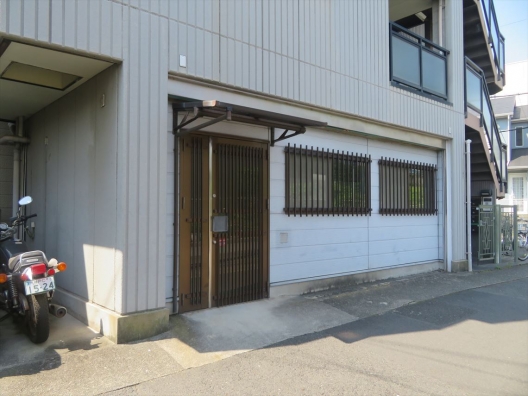 ＪＲ住吉　駅近　元営業所　事務所仕様　１Ｆ　貸店舗・事務所