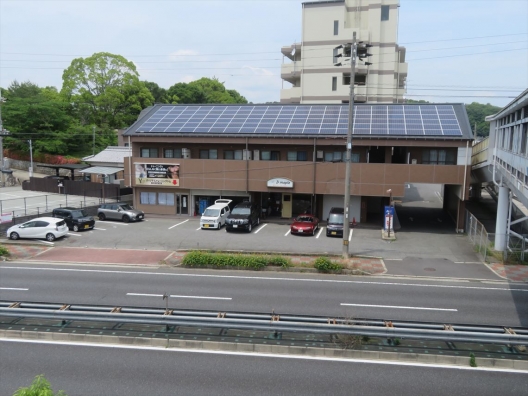 竜野駅前　国道2号沿い　スケルトン　１Ｆ　貸店舗