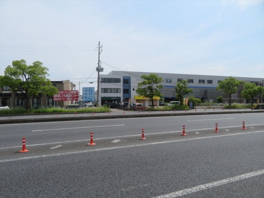 加古川南　明姫幹線沿い　ヤマダデンキに隣接　１Ｆ　貸店舗