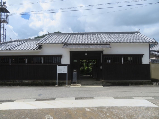 福崎北　国登録文化財　古民家店舗施設　１Ｆ　貸店舗
