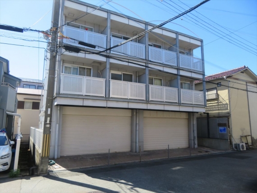 西宮生瀬　倉庫利用可　スケルトン　１Ｆ　貸店舗