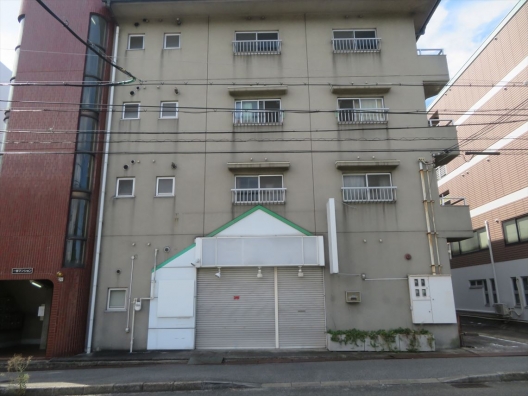 玉津　玉津鳥羽線沿い　元介護事務所　１Ｆ　貸店舗・事務所