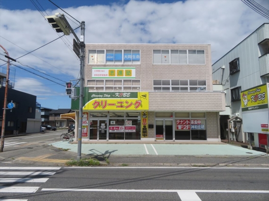神鉄小野　県道81号沿い　元営業所　１Ｆ　貸店舗・事務所