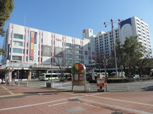 阪急塚口　塚口さんさんタウン　１Ｆ　貸店舗