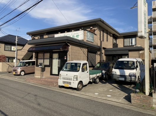 西宮北口　線路沿い　畳製作販売店　１Ｆ　貸店舗・事務所