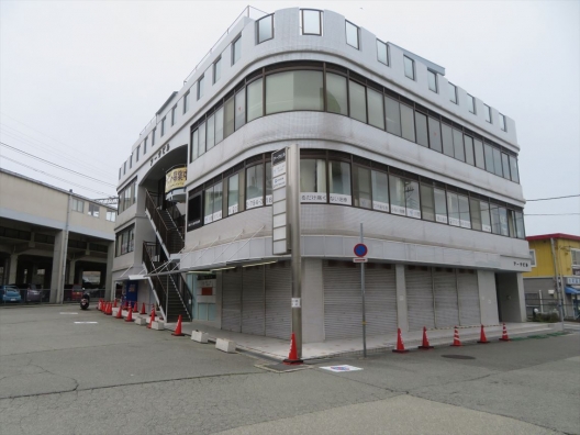 山下　駅前　スケルトン（元食品販売店）　１Ｆ　貸店舗
