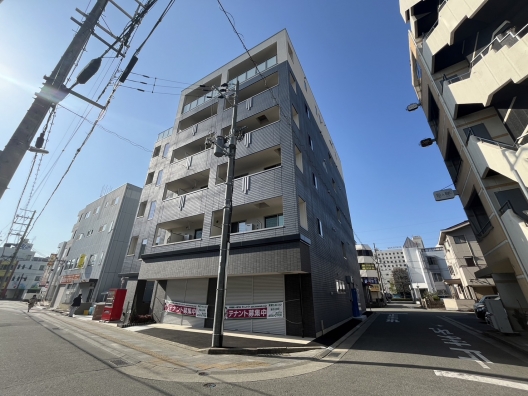 加古川駅東　新築マンション　スケルトン　１Ｆ　貸店舗