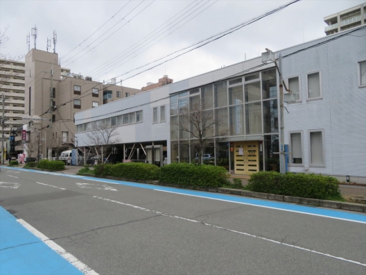 三田駅南　駅近　鉄骨２階建　１棟貸し　貸店舗・事務所