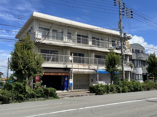 明石魚住　魚住センターロード　元介護ショップ　１Ｆ　貸店舗