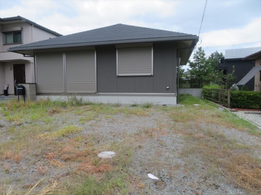 東条吉川　新興住宅地内　個室×４　貸店舗・事務所