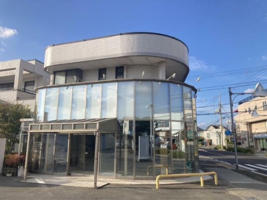 播磨高岡　県道67号　スケルトン（元整骨院）　１Ｆ　貸店舗