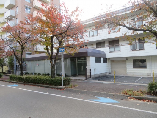 伊丹南　駐車場付　元就労支援事業所　１Ｆ　貸店舗・事務所