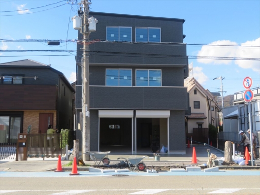 宝塚小林　中津浜線　新築テナントビル　１Ｆ　貸店舗