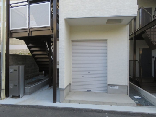 鈴蘭台　駅近　線路沿い　新築ハイツ　１Ｆ　貸店舗・事務所