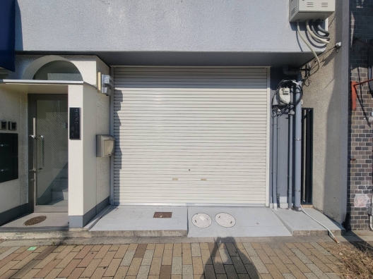 和田岬　高松線　元営業所　１Ｆ　貸店舗・事務所