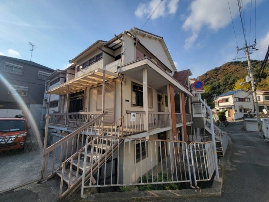 長田高取台　35坪　貸倉庫