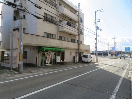 明石土山　明石西ＩＣすぐ　県道84号　１Ｆ　貸店舗・事務所