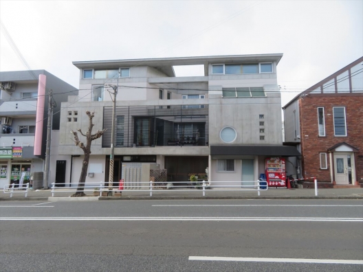 垂水舞子坂　スケルトン（元クリニック）　１Ｆ　貸店舗