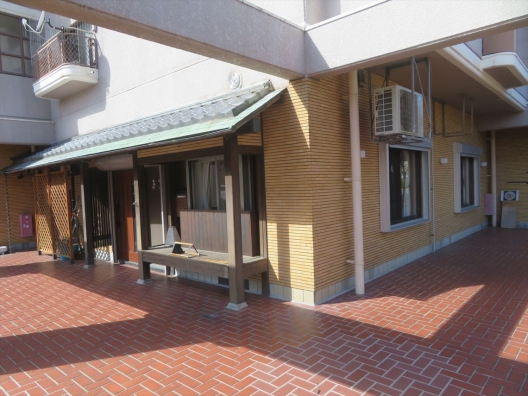 淡路島　サントピアマリーナ内　飲食店兼住宅　１Ｆ　貸店舗