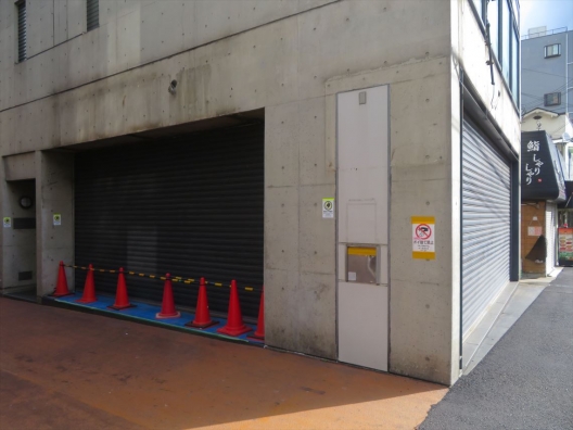 垂水駅北　駅前　スケルトン（元不動産会社）　１Ｆ　貸店舗