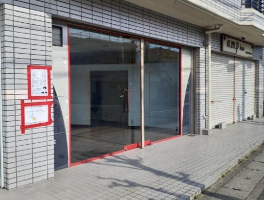 西明石　生活幹線道路　元営業所　１Ｆ　貸店舗・事務所