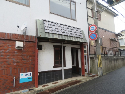 鈴蘭台　敷金0円＆礼金0円　元スナック喫茶　１Ｆ　貸店舗