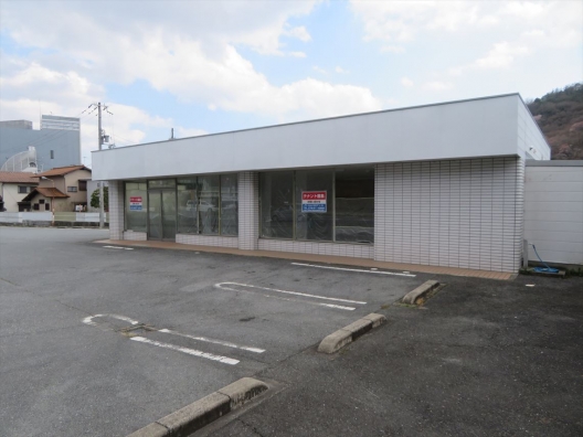 姫路余部　県道５号　元無人販売店　鉄骨一戸建　貸店舗