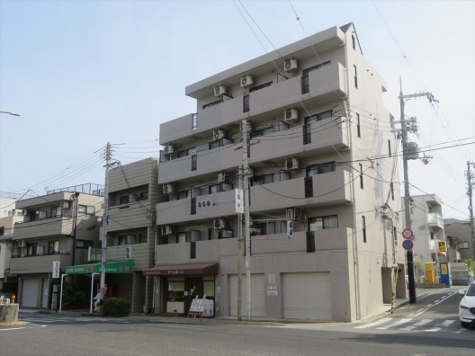 大倉山　有馬街道　神大病院北側　元調剤薬局　貸店舗・事務所