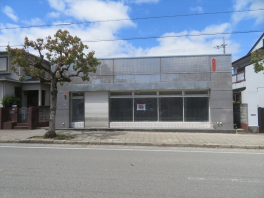 川西平野　バス道　元コンビニ　鉄骨平家一戸建　貸店舗