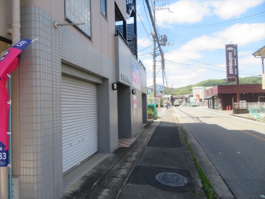 川西多田　県道12号　元営業所　１Ｆ　貸店舗・事務所