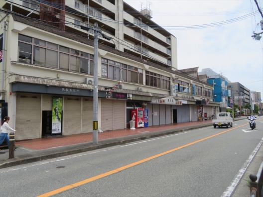 川西能勢口　市役所並び　スケルトン（元焼肉屋）　１Ｆ　貸店舗