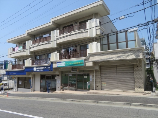 苦楽園口　苦楽園筋　スケルトン（元スイーツ販売店）　貸店舗