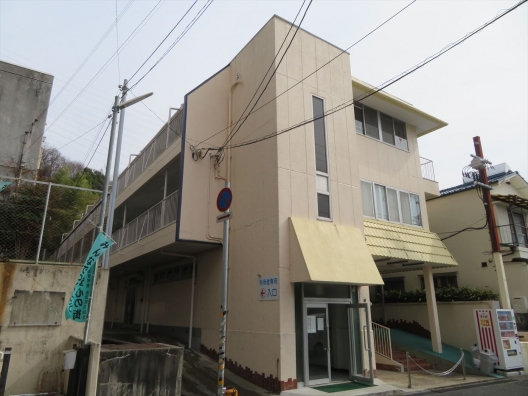 神鉄長田　県営住宅団地前　駐車場付　デイサービス　居抜き店舗