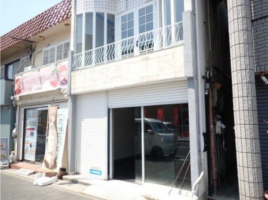 西宮広田　広田参道筋　関西スーパー前　木造２階一戸建