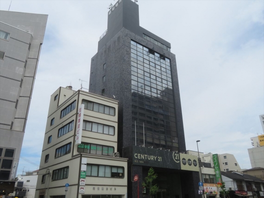 阪神尼崎　国道２号　重厚感あるオフィスビル　元不動産会社