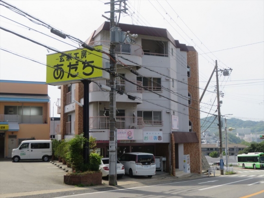 妙法寺　県道22号沿い　駐車場２台、専用庭付　貸店舗・事務所