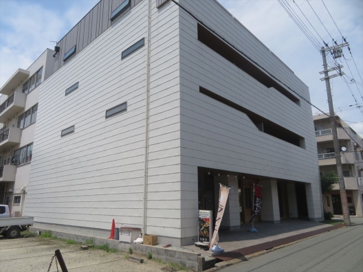 東加古川　駅近角地ビル　スケルトン　エアコン・ダクト有り