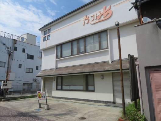 播州赤穂　駐車場４台付　鉄骨３階建　居抜き店舗付住宅