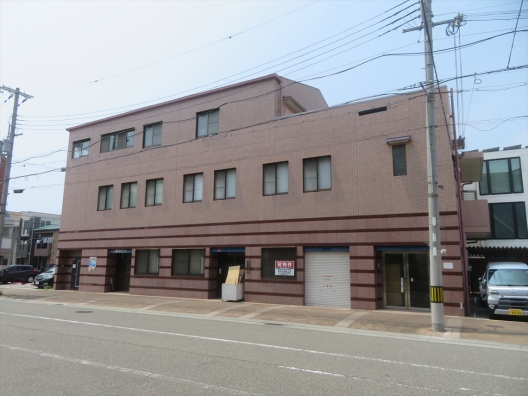 新長田　板宿駅徒歩圏　店舗利用可　事務所仕様の内装有り