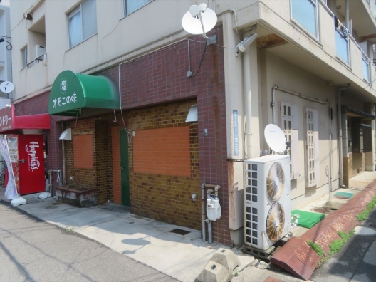 駒ヶ林　六間道商店街すぐ　内装は軽食・ＢＡＲ向き