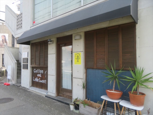 舞子　舞子多聞線沿い角地　１Ｆ　カフェバー　居抜き店舗
