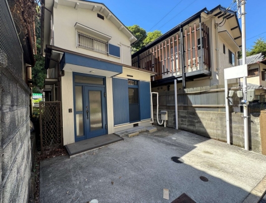 有馬　駐車場付　3ＬＤＫ　木造2階一戸建　貸店舗・住宅
