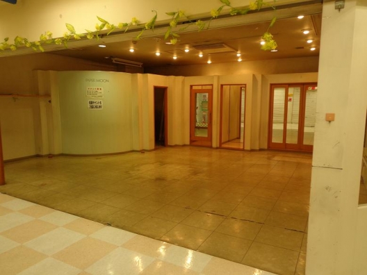 高速長田　プレノ長田　専門店街　元洋服店　１Ｆ　貸店舗