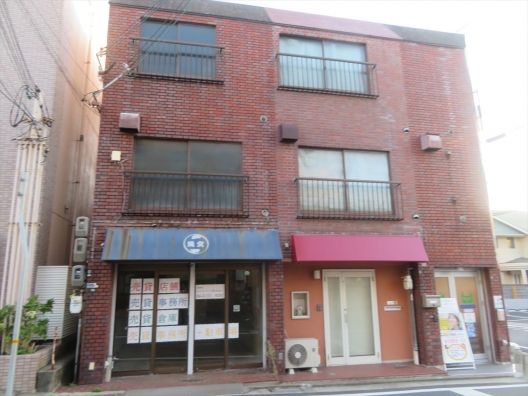 霞ヶ丘　垂水駅徒歩圏　元鮮魚店　１Ｆ～３Ｆ　貸店舗