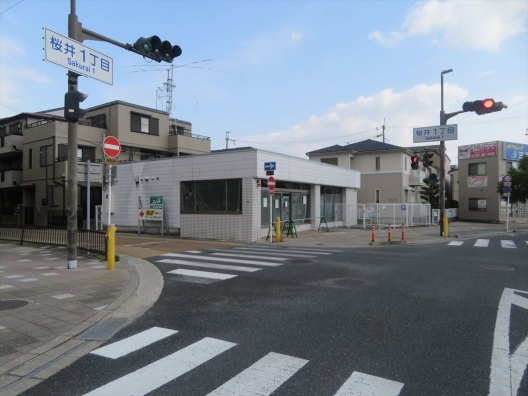大阪府　島本　駅前　スケルトン（元コンビニ）　貸店舗