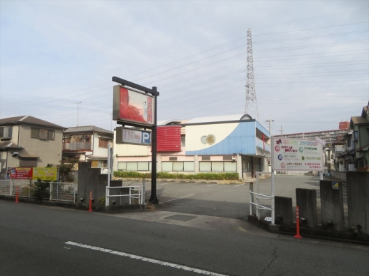別府　住宅街の立地　大型駐車場付　焼肉屋　居抜き店舗