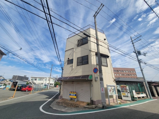 西新町　南西角地　鉄骨3階建　店舗付住宅