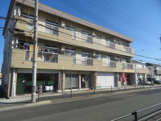 玉津　玉津環状線　公園前　元薬局　１Ｆ　貸店舗・事務所